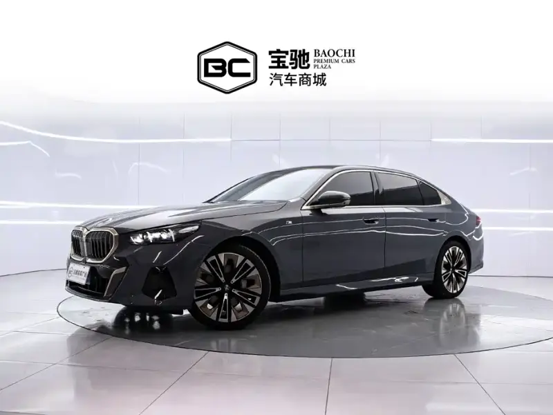 BMW 5 Series, 2024
