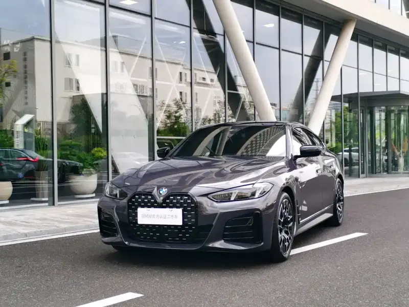 BMW 4 Series, 2025