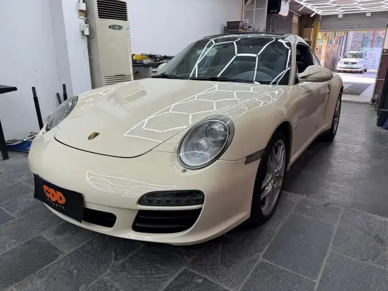 Porsche 911, 2010