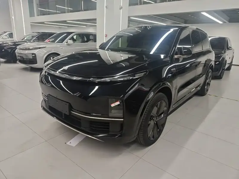 Li Auto Li L9, 2025
