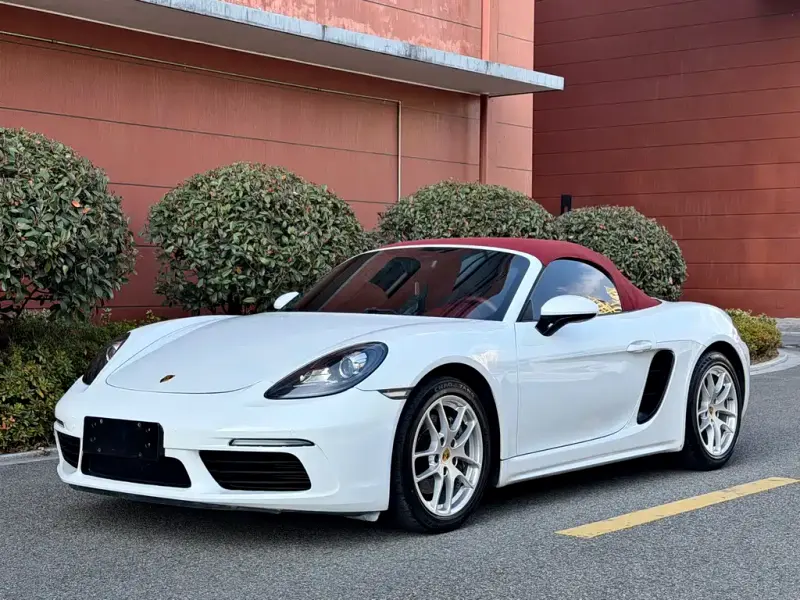 Porsche 718, 2022