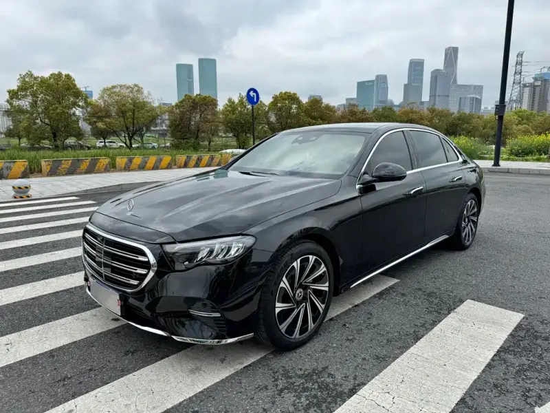 Mercedes-Benz E-Class, 2025