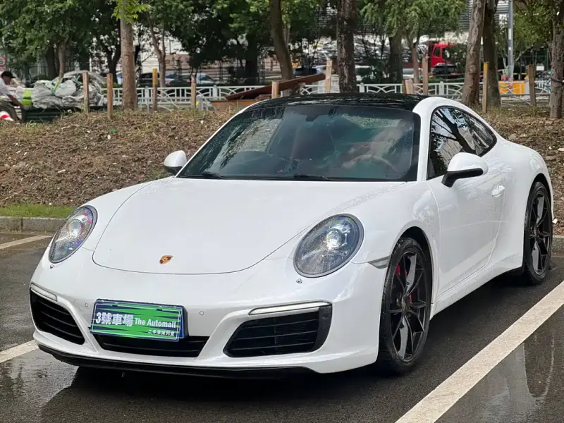 Porsche 911, 2017