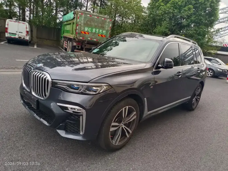 BMW X7, 2021