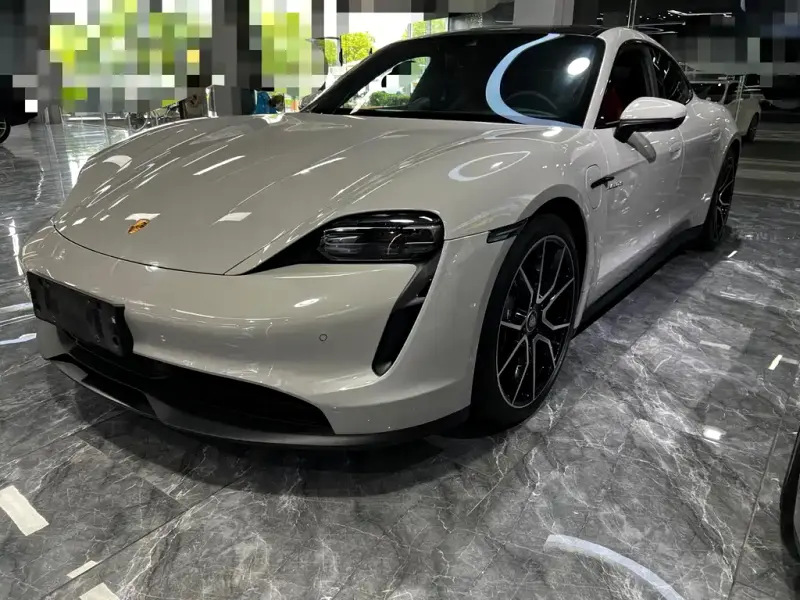 Porsche Taycan, 2023