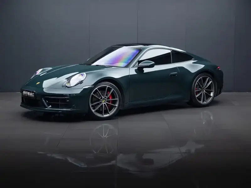 Porsche 911, 2024