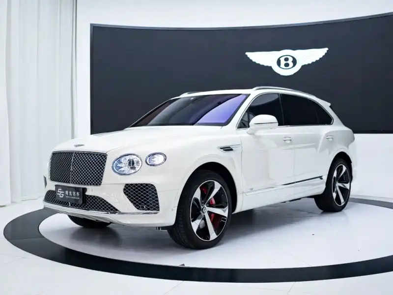 Bentley Bentayga Bentley Bentayga 2022 4.0T V8, 2022 — фото 1