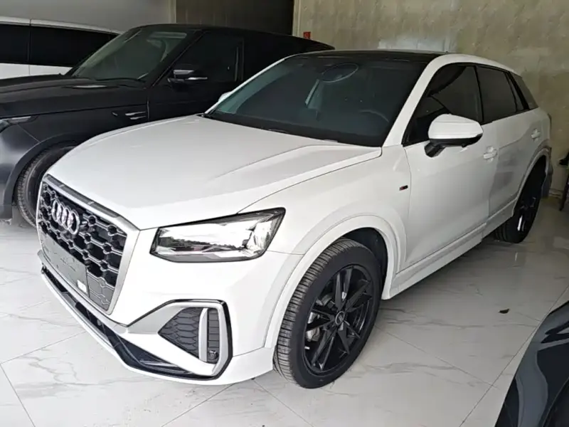Audi Q2L, 2023