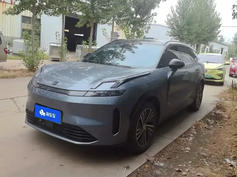 Lynk & Co 08 EM-P, 2024