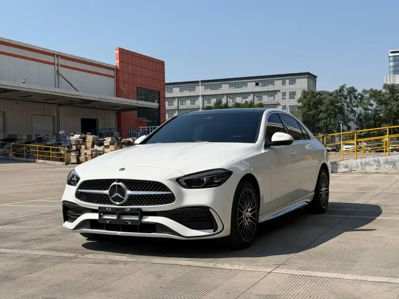 Mercedes-Benz C-Class, 2025