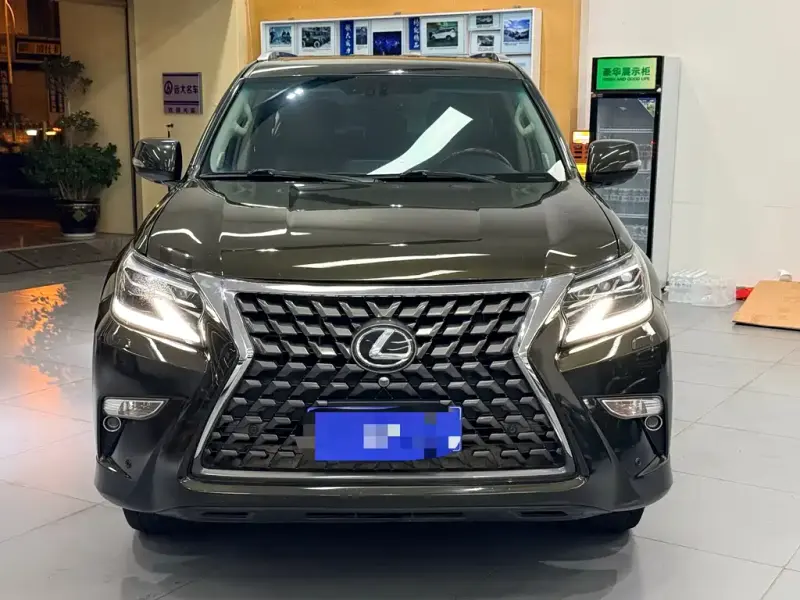 Lexus GX, 2011