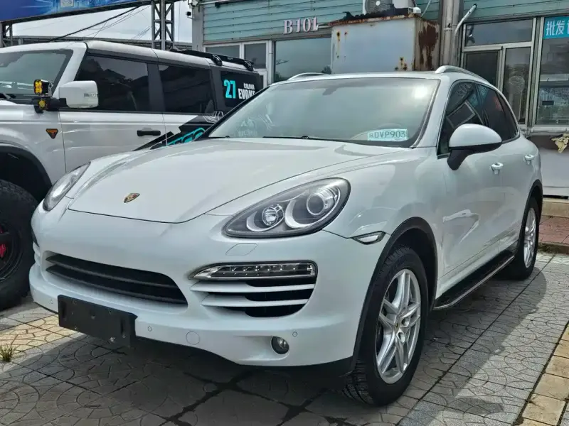 Porsche Cayenne, 2012