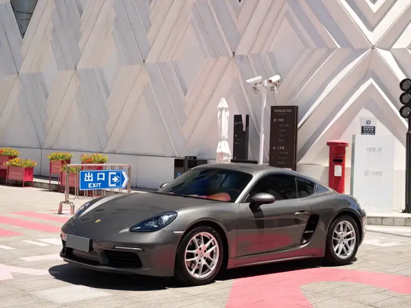 Porsche 718, 2021