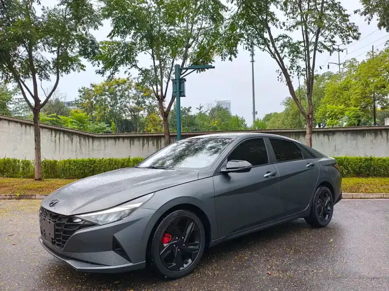Hyundai Elantra, 2023