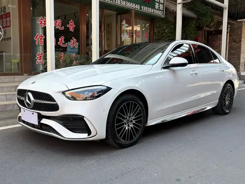 Mercedes-Benz C-Class, 2025