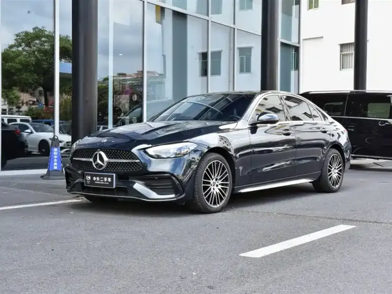 Mercedes-Benz C-Class, 2025