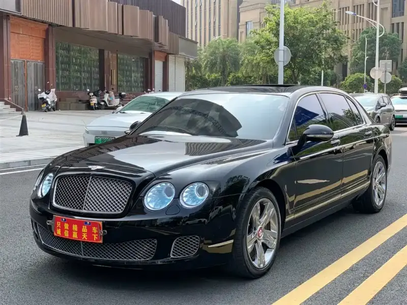 Bentley Flying Spur, 2011