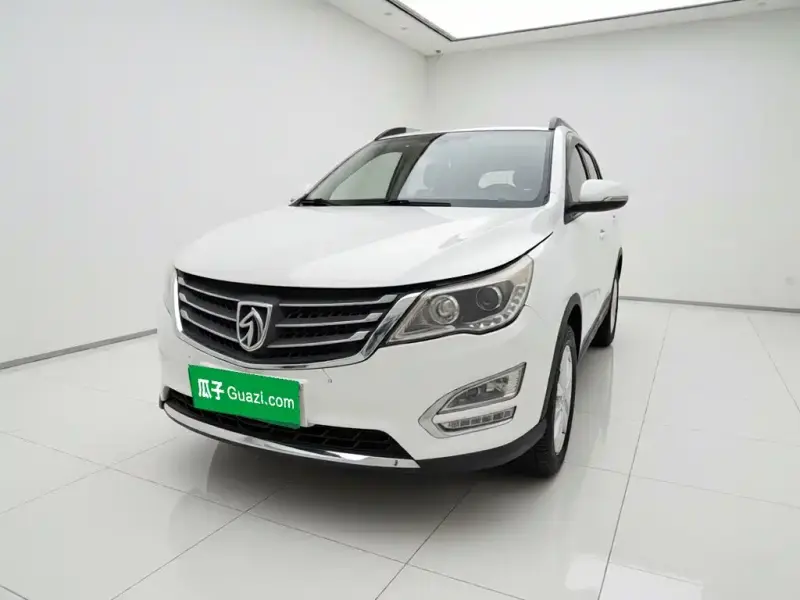 Baojun 560, 2015