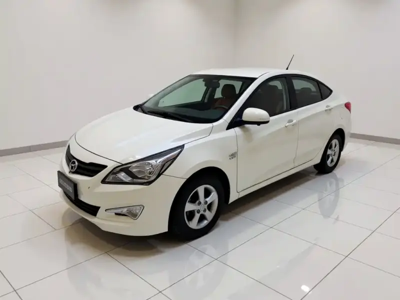 Hyundai Verna, 2015