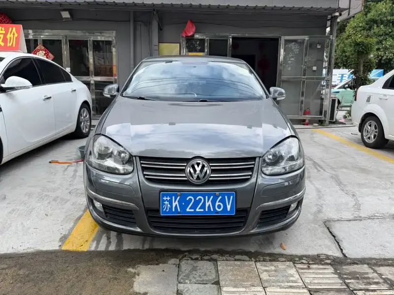 Volkswagen Sagitar, 2012