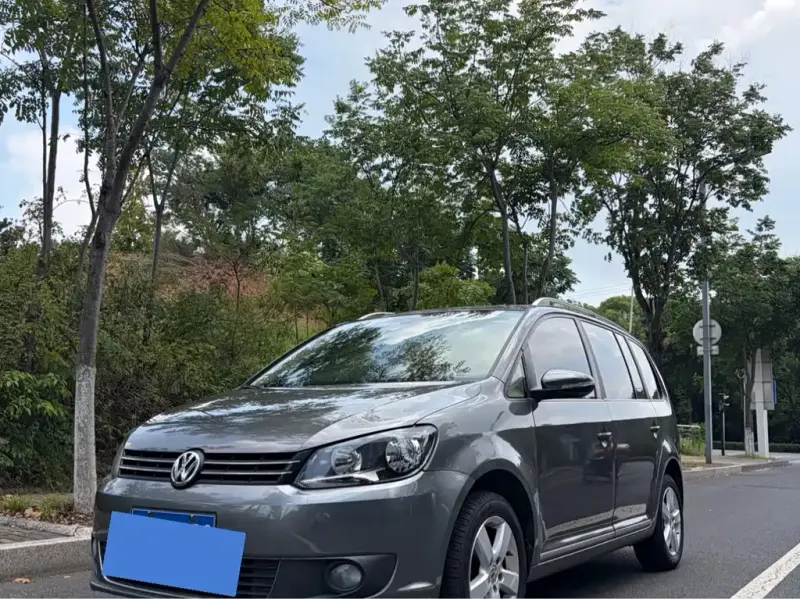 Volkswagen Touran, 2015
