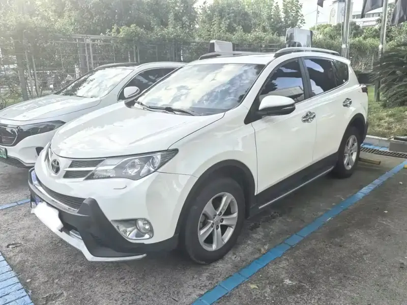 Toyota RAV4, 2014