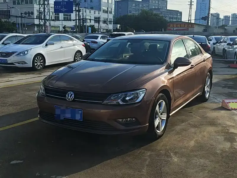 Volkswagen Lamando, 2015