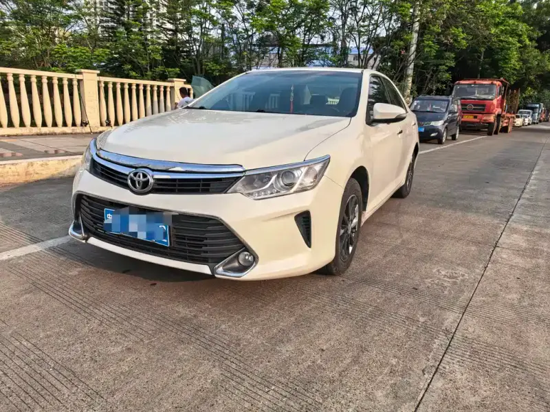 Toyota Camry, 2015