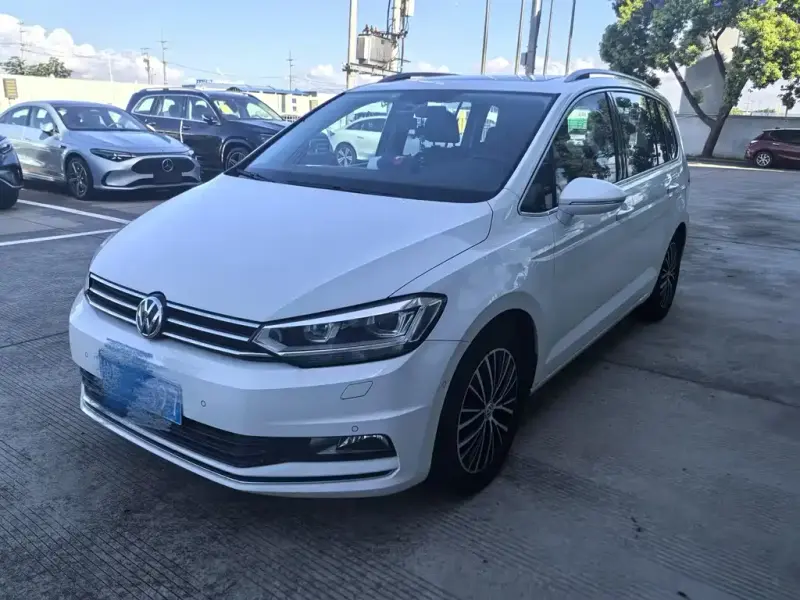 Volkswagen Touran, 2016