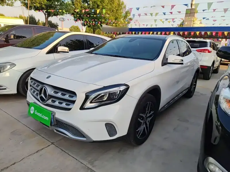 Mercedes-Benz GLA, 2017