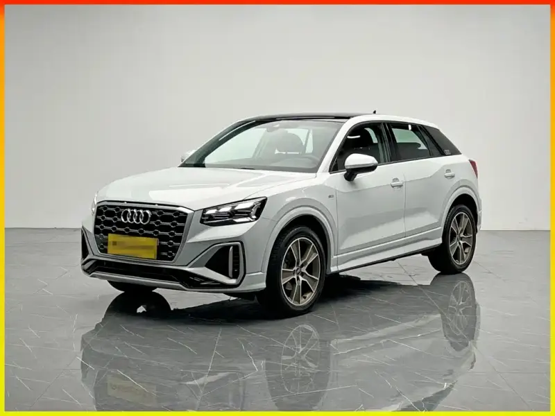 Audi Q2L, 2022