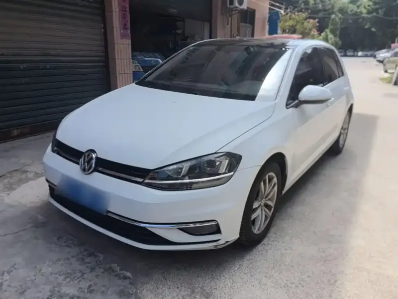 Volkswagen Golf, 2020
