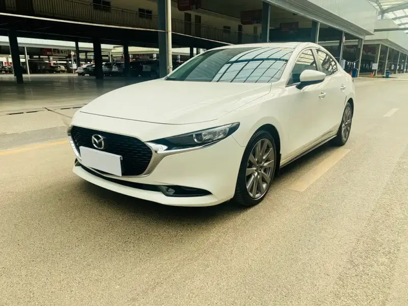 Mazda 3 Axela, 2021