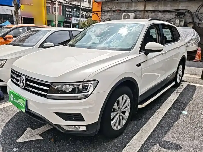 Volkswagen Tiguan L, 2018