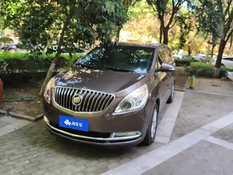 Buick GL8, 2016