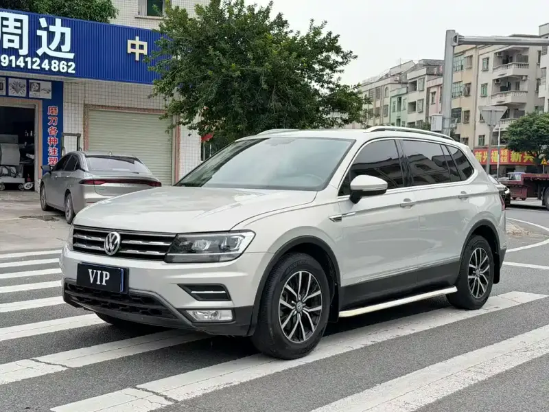 Volkswagen Tiguan L, 2018