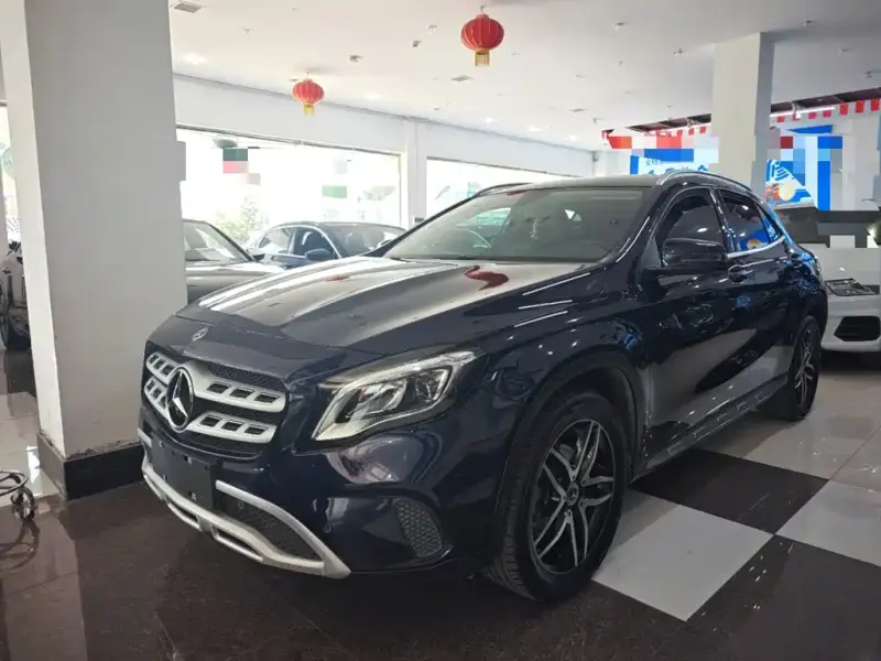 Mercedes-Benz GLA, 2018