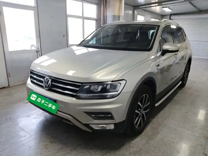 Volkswagen Tiguan L, 2018