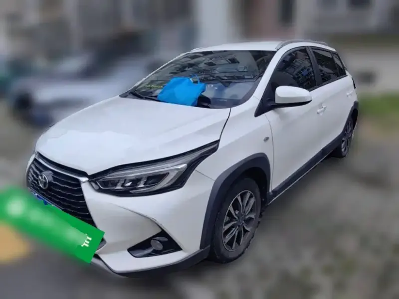 Toyota Yaris L Toyota Yaris L 2022 Supreme Dazzle X 1.5L CVT Luxury PLUS Edition, 2022 — фото 1