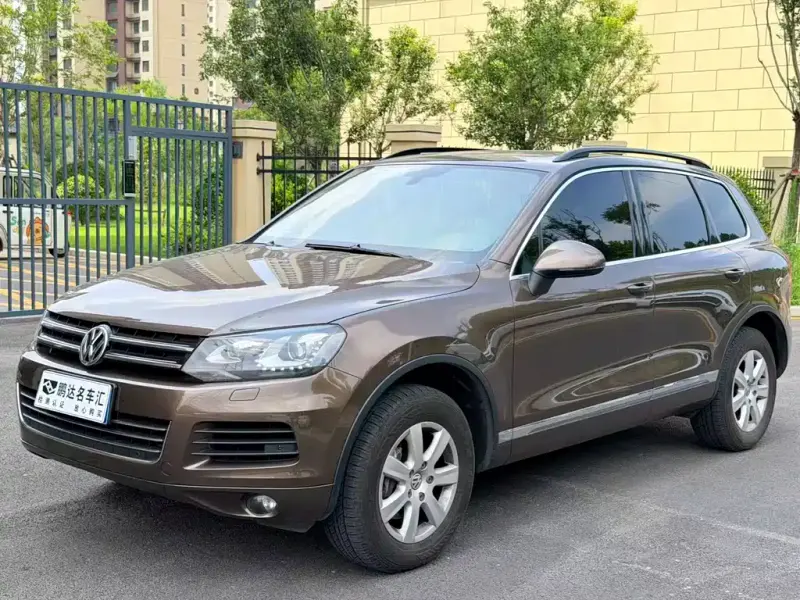 Volkswagen Touareg, 2015
