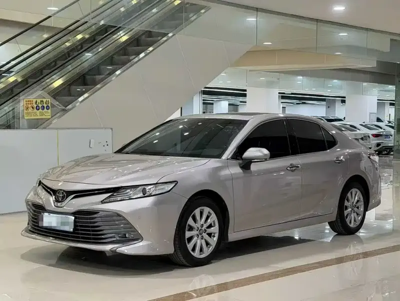 Toyota Camry, 2020