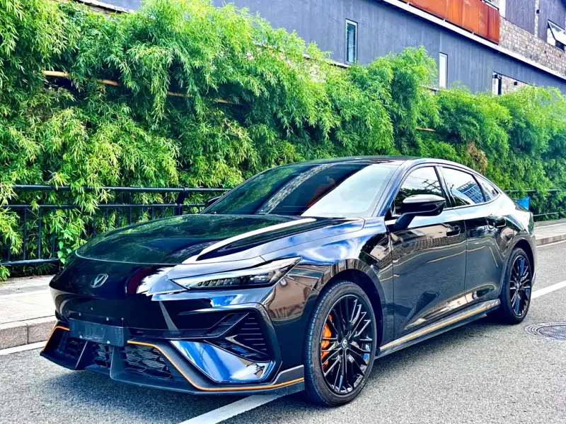 Changan UNI-V, 2025