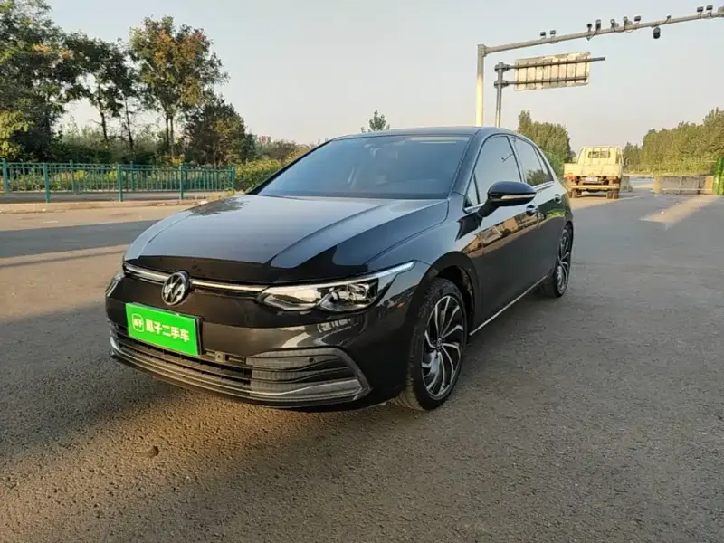 Volkswagen Golf, 2021