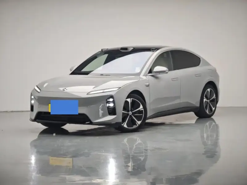 NIO ET5, 2025