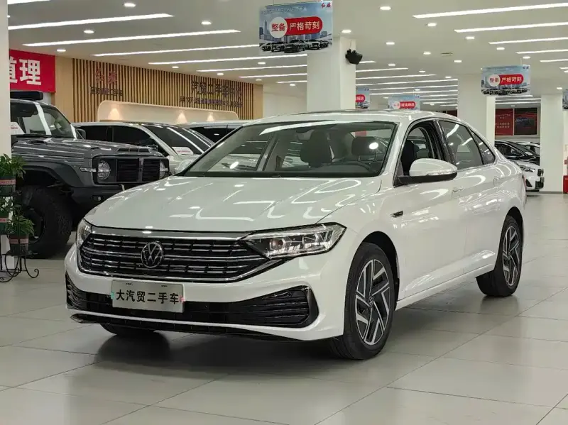 Volkswagen Sagitar, 2022