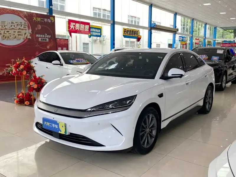 BYD Qin L, 2025