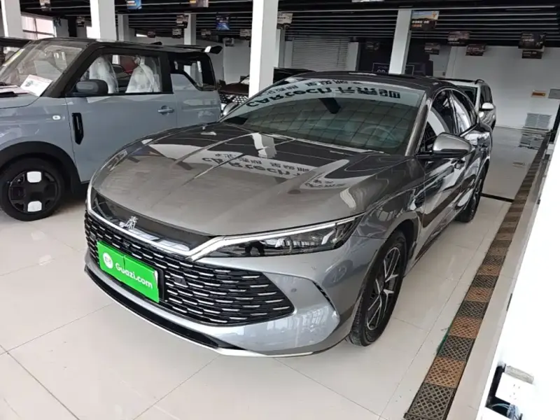 BYD Qin L, 2025