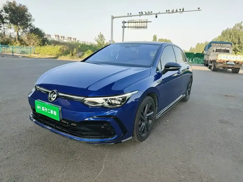 Volkswagen Golf, 2021