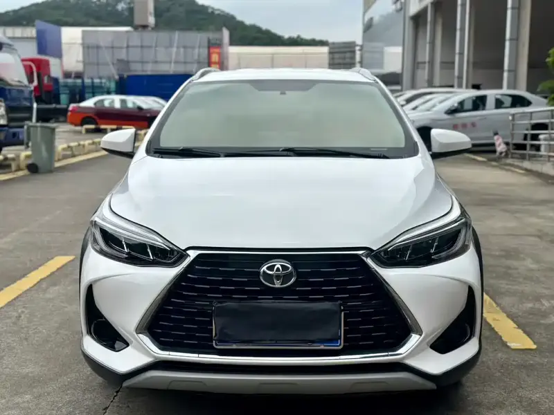 Toyota Yaris L, 2022