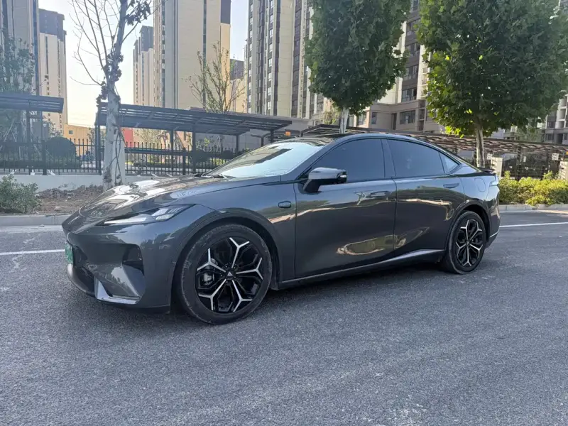 Deepal L07, 2025